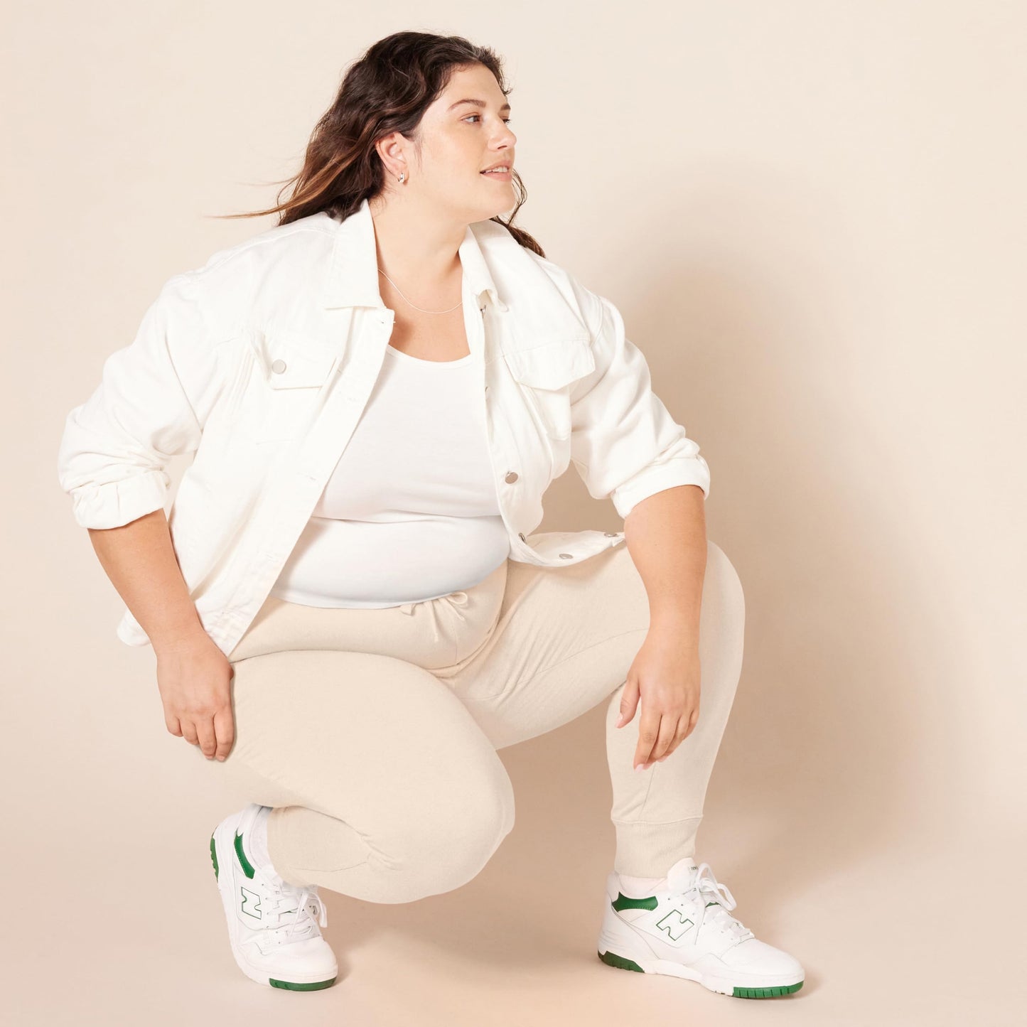 Amazon Essentials Women's Fleece Jogger Sweatpant (Available in Plus Size), Beige, Small